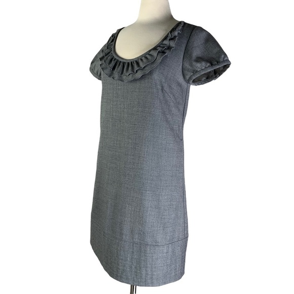 GAP Sheath Dress Size 8 Gray Wool Blend Round Neckline Ruffle Detail,  Pockets - Picture 1 of 15